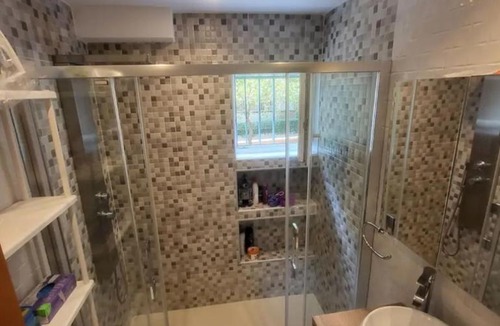 Puente de Vallecas Apartment | Cozy Apartment near City Center