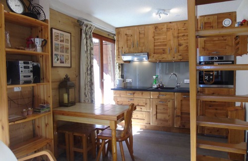 Chatel Apartment | Cozy apartment with private garage - 5 guests in Châtel