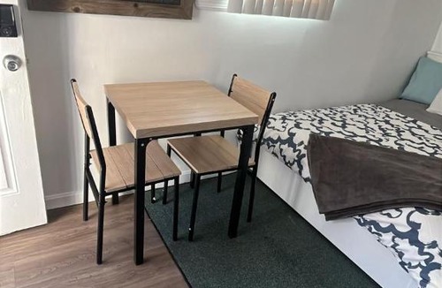 Queens Apartment | Cozy apt 30mins from Times square!