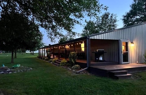 Templeton House | Cozy barn nestled on a 5-acre hobby farm, just 15 minutes from Purdue