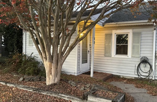 Lewes Cottage | Cozy beach cottage, steps from Lewes Beach