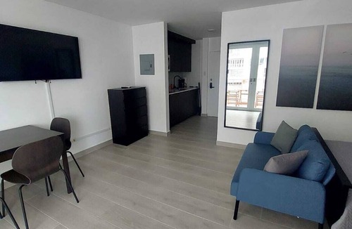 Isla Verde Apartment | Cozy Beachfront Studio with two Beds- Isla Verde Coral Beach
