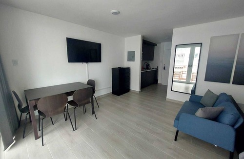 Isla Verde Apartment | Cozy Beachfront Studio with two Beds- Isla Verde Coral Beach