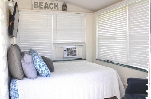 New Smyrna Beach Apartment | Cozy Beachside Cottage Studio