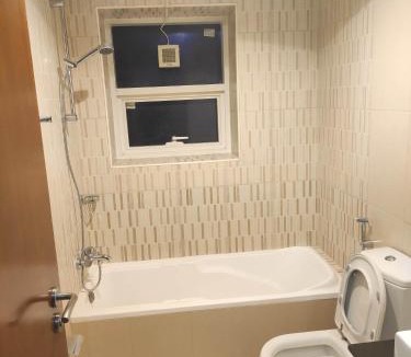 Ajman Apartment | Cozy & Beautiful Master Bedroom in Shared Apartment
