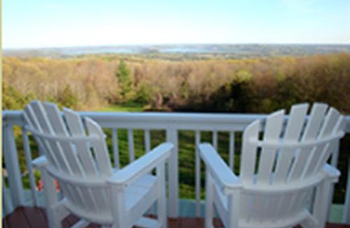 Baraboo House | Cozy Bed and Breakfast Accommodation near the Devil’s Lake State Park, Wisconsin
