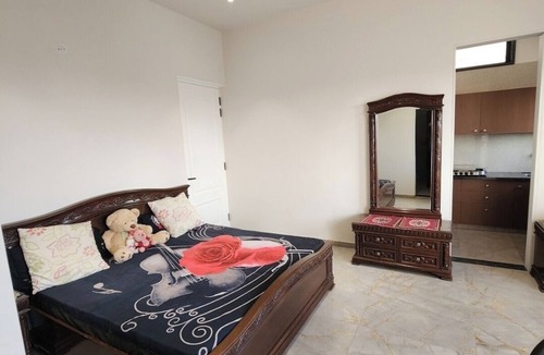 Bullawala Bed & Breakfast | Cozy bed & breakfast in charming Dehradun with AC