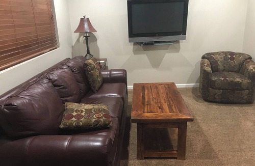 Bigfork Apartment | Cozy Bigfork Apartment Location Price Wonderfully Comfortable walk to Bigfork.