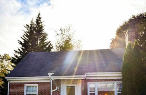 Staunton House | Cozy Boho Chic Cottage in the Shenandoah Valley