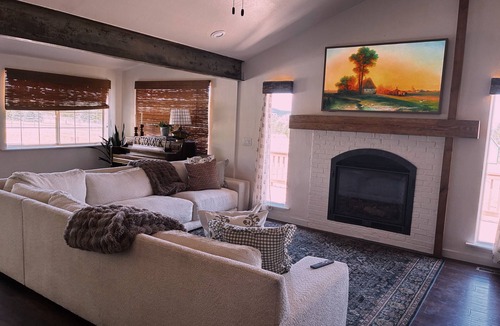 Flagstaff Cottage | Cozy Boho Mid Century Cottage