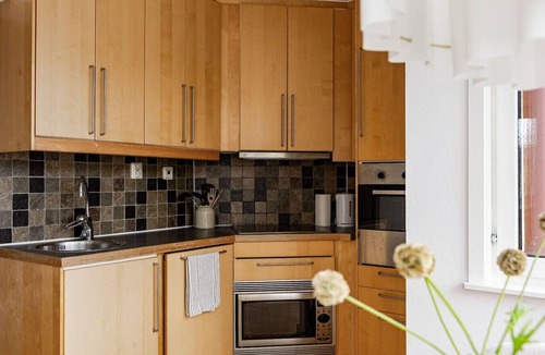 Lidingo Apartment | Cozy & Bright Studio Apartment in Lidingö