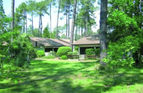 Lit-et-Mixe House | Cozy bungalow with a terrace located just 5 km from the lake