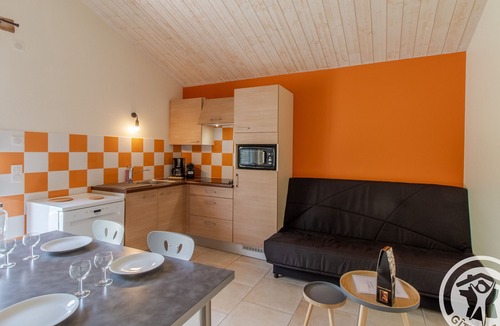 Saint-Christophe-du-Bois Cottage | Cozy Cottage near Puy du Fou, Terrace, BBQ, Sleeps 4-5, Close to Cholet & Nature Trails