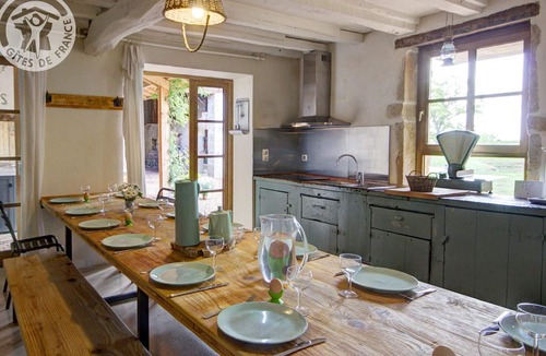 Saint-Germain-Lespinasse Cottage | Cozy cottage with spa and sauna in Saint-Germain-Lespinasse