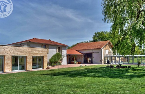 Saint-Germain-Lespinasse Cottage | Cozy cottage with spa and sauna in Saint-Germain-Lespinasse