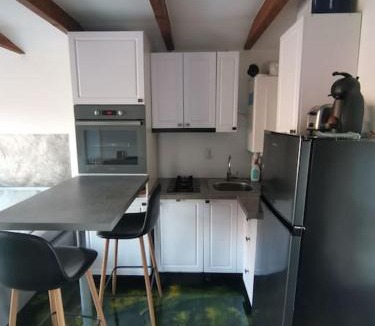Bran House | Cozy Cabin Bran
