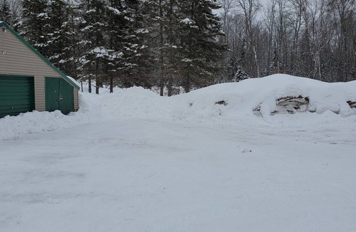 Shingleton Cabin | Cozy cabin close to trails!