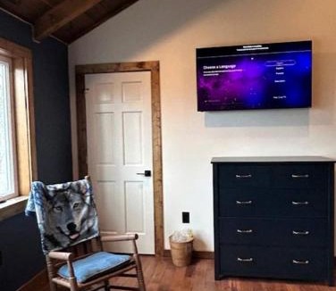 Topton House | Cozy Cabin for a Peaceful Family Getaway in Nantahala National Forest, North Carolina