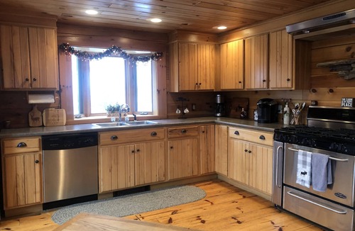 Gorham Ski Chalet | Cozy Cabin Getaway North of White Mountains