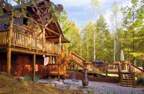 Morris Chapel Cabin | Cozy Cabin Hidden in Amish Country