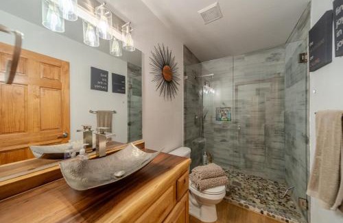 Heber House | Cozy Cabin in Bison Ranch