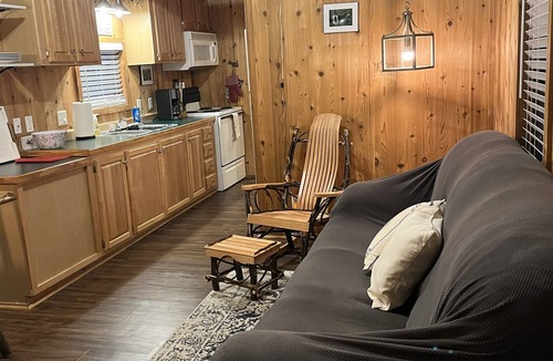Dillard Cabin | Cozy Cabin in River Vista Mountain Village RV/Cabin Park + Amenities