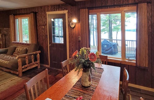 Stone Lake Cabin | Cozy cabin on class A Musky Lake - Lake Big Sissabagama - Pet Friendly
