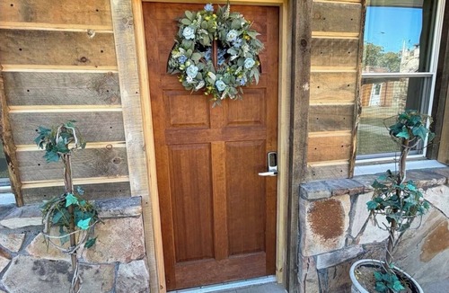 Dalton House | COZY CABIN