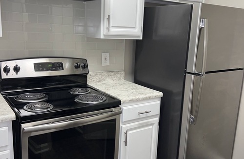 Buford Highway Apartment | Cozy Calm & Modern Apartment In The Heart of Buckhead, Atlanta