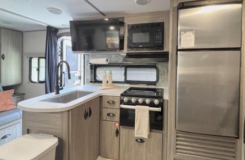 Dunnellon House | Cozy Camper 10 min From Rainbow Springs