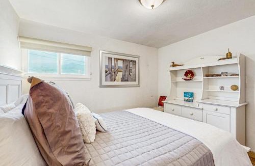 Bodega Bay House | Cozy Carmet Cottage