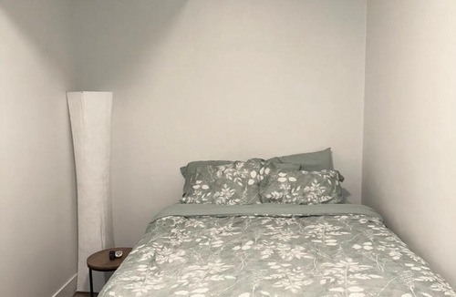 Chicago Apartment | Cozy Casa by OHare Airport