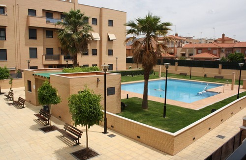 Angustias - Chana - Encina Condo | Cozy, central AA, wifi, pool, parking