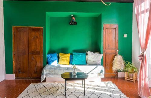 Forcalquier Apartment | Cozy, central, and bright apartment