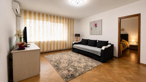 Bacau Apartment | Cozy Central Apartament