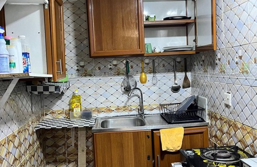 Al Wahdah Apartment | Cozy Central Room, Shared Bath & Kitchen