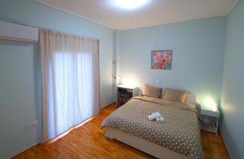 Kinosargous Apartment | Cozy Central Stay
