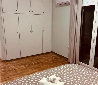 Kinosargous Apartment | Cozy Central Stay
