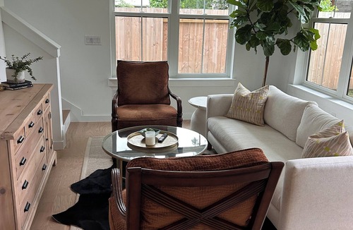 South Manchaca House | Cozy centrally located 2-bedroom house in Austin