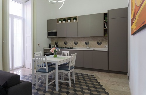 Montecalvario Apartment | Cozy centrally located home, suitable for families and friends