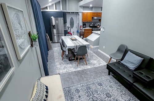 West Orange House | Cozy Charming Retreat Next to EWR✈️, MSU🏫 & NYC🌃!