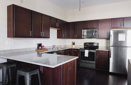 Montgomery Apartment | Cozy Chic 1BR Stay | Walkable to Stadium