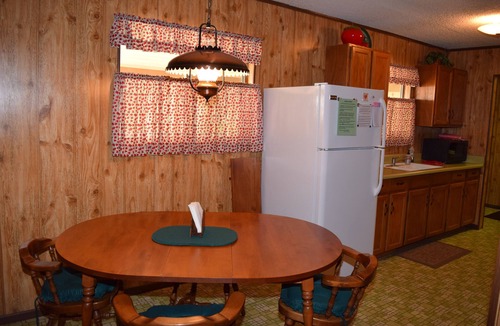 Strawberry House | Cozy, Clean and Comfortable House in the Pines. Feels like Grandma's House!
