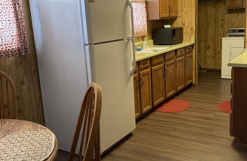 Strawberry House | Cozy, Clean and Comfortable House in the Pines. Feels like Grandma's House!