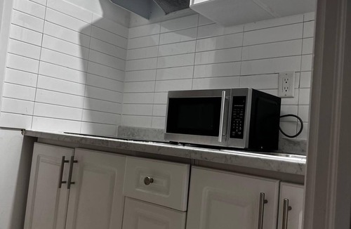 Doon South Apartment | Cozy&Comfort Studio in the city of Kitchener- 6mins walk to Conestoga college