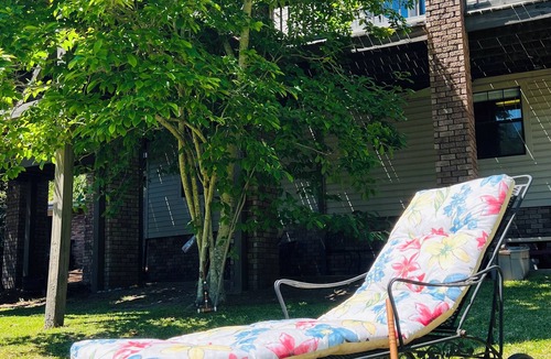Cordele House | Cozy, comfortable Lakehouse getaway - Sleeps 10! WiFi, Private Dock