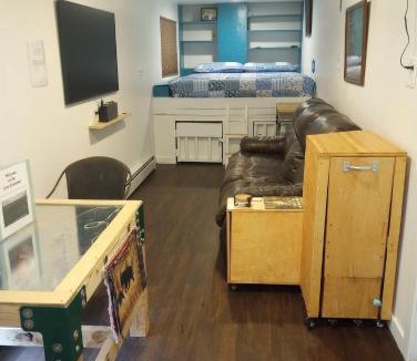 Funny River House | Cozy Container