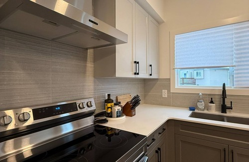 Fort Saskatchewan House | Cozy & Convenient – Perfect for Families, Groups & Work Trips
