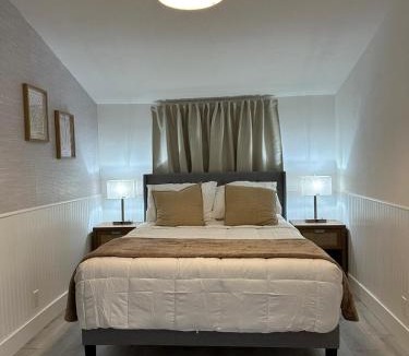 Flagami House | Cozy Corner