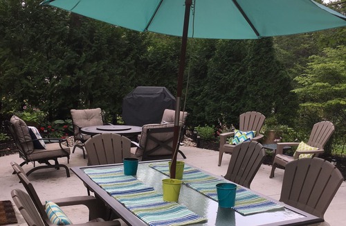Harrison House | Cozy Cottage! All Sports Budd Lake near boat launch & neighborhood beach.
